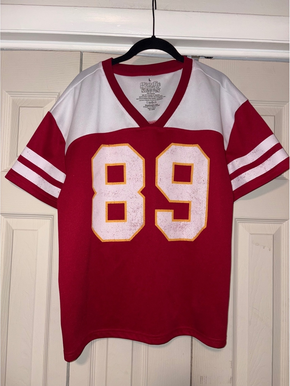 Goodie Two Sleeves Kansas City Chiefs 89 Jersey Shirt Distressed NFL Football L